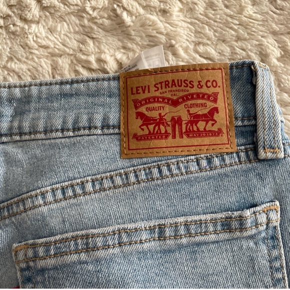 Excellent condition Levi’s ripped/distressed 29/32 - Picture 2 of 5